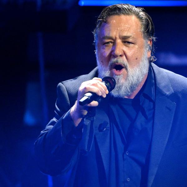 Russell Crowe & The Gentlemen Barbers band in concerto sulla scalinata del duomo di Noto: le date del tour italiano