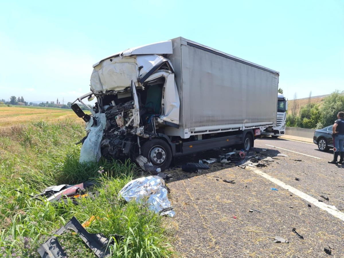 Ferrara, incidente in A13 oggi 27 settembre 2023: scontro tra auto …