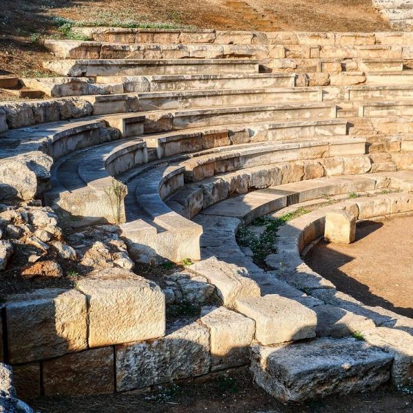 Per quale scopo nacque l’arte teatrale in Grecia? Ecco un breve excursus storico