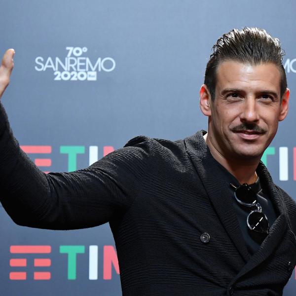 Francesco Gabbani Natale tanto vale nuovo singolo testo e significato in uscita il 9 dicembre