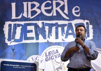 Salvini a Pontida suona la carica in vista delle elezioni europee: “Manderemo a casa i socialisti”. E su Le Pen: “Rappresenta l’Europa che vogliamo” | FOTO