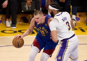 NBA, Denver vince contro Detroit ma Jokic viene espulso | VIDEO