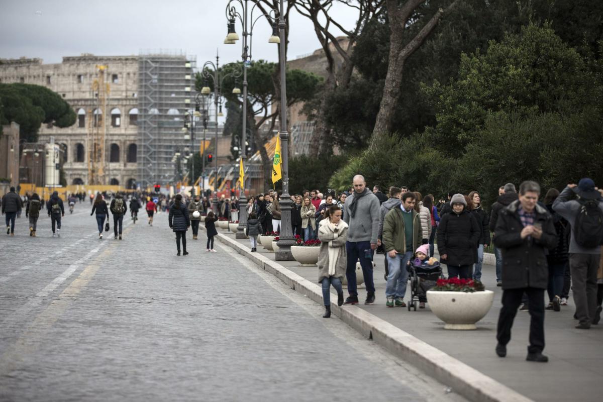 Blocco del traffico a Roma 4 e 5 febbraio 2024: chi può circolare e chi no. Elenco completo e altri divieti