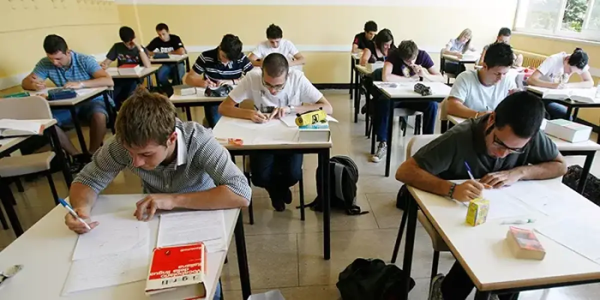 Scuola, come cambia la maturità 2023