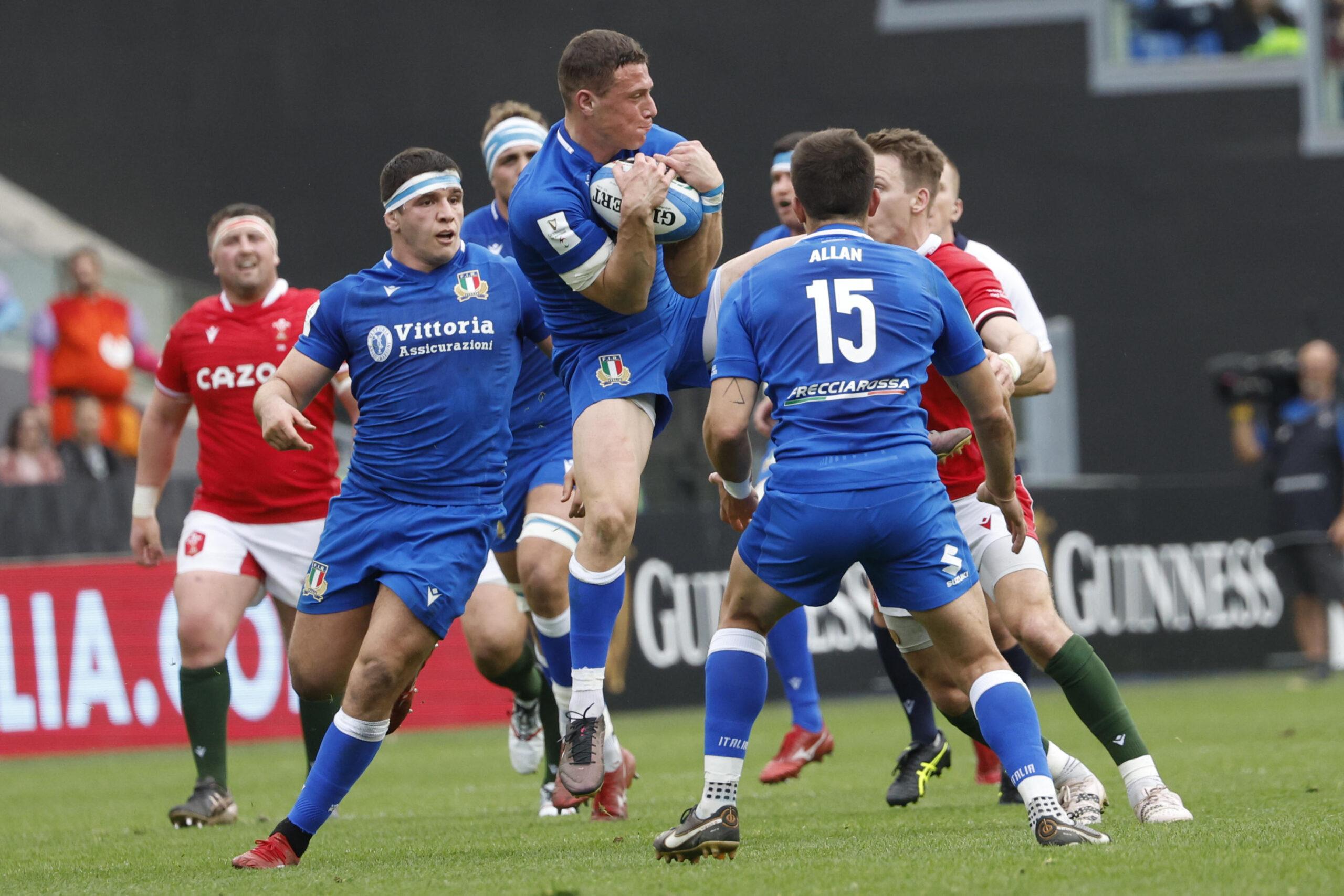 Fratelli di rugby, l’Italia punta sui Garbisi in vista del Mondiale. Si rivedono Capuozzo e, dopo la banana, Nemer