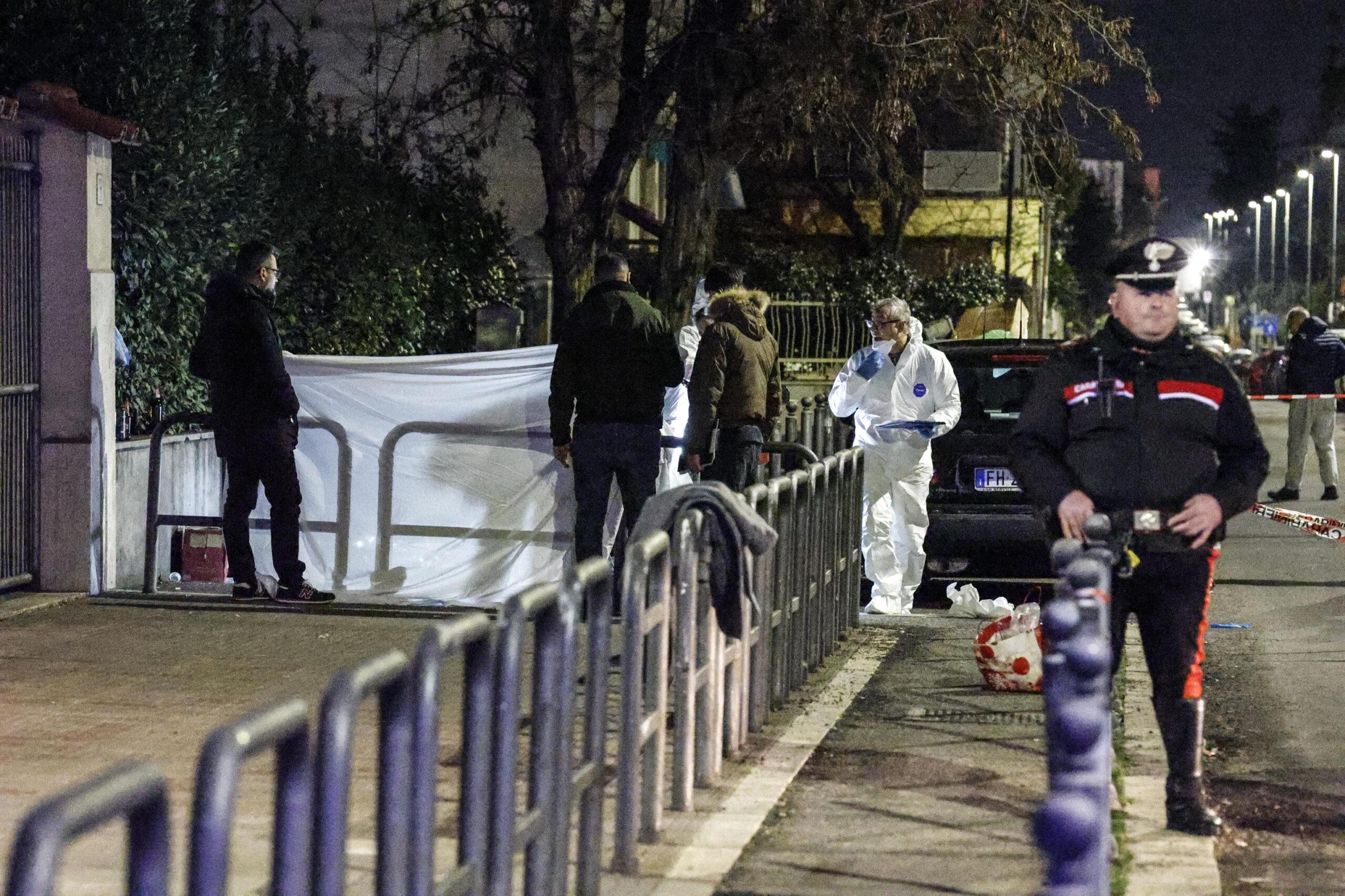 Roma, sparatoria in mezzo alla strada, muore un 33/enne davanti alla porta di casa