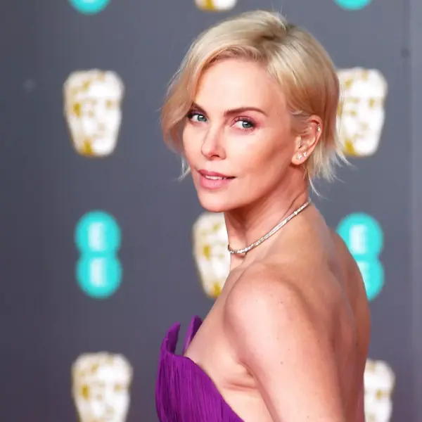 Charlize Theron l’accademia del bene e del male, il nuovo film Netflix