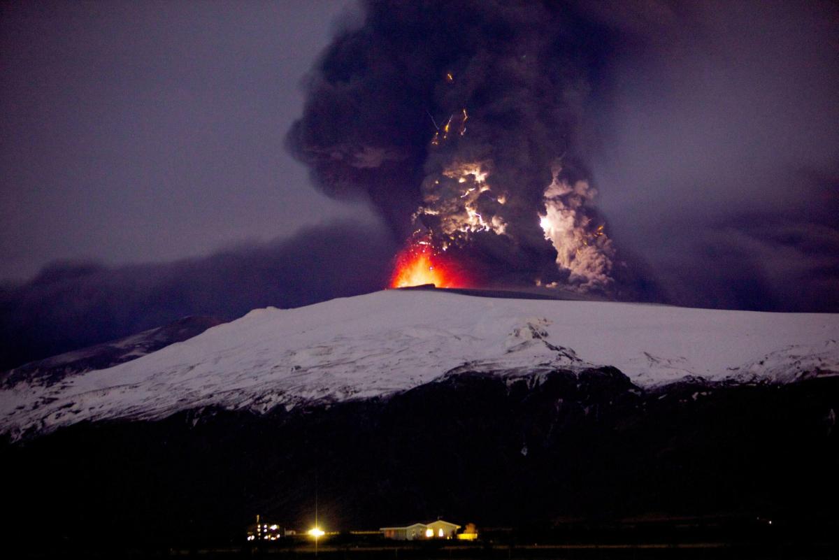 Islanda, imminente l’eruzione del vulcano Fagradalsfjall: evacuato …