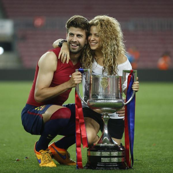 Shakira si vendica ancora di Pique: “Perché mi stai cercando? Se lo sapesse la tua nuova fidanzata…”. La stoccata nella nuova canzone