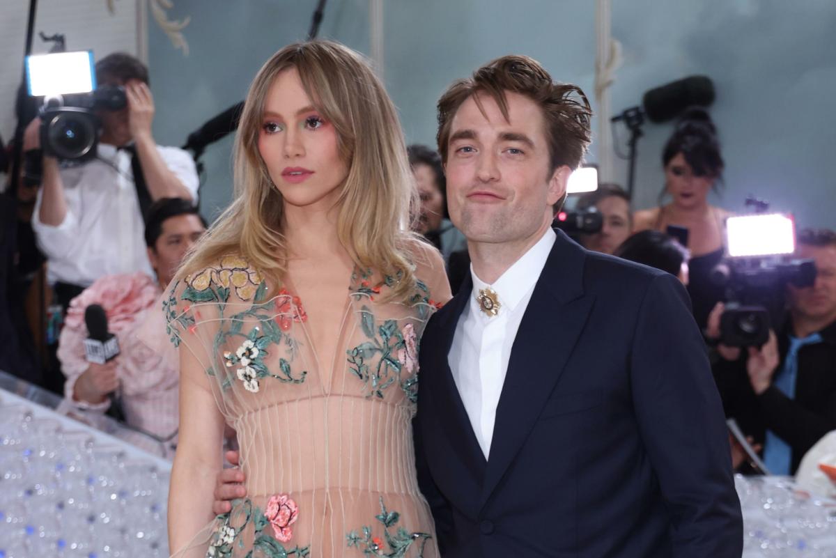 Robert Pattinson diventa papà: l’annuncio della  compagna Suki Wate…