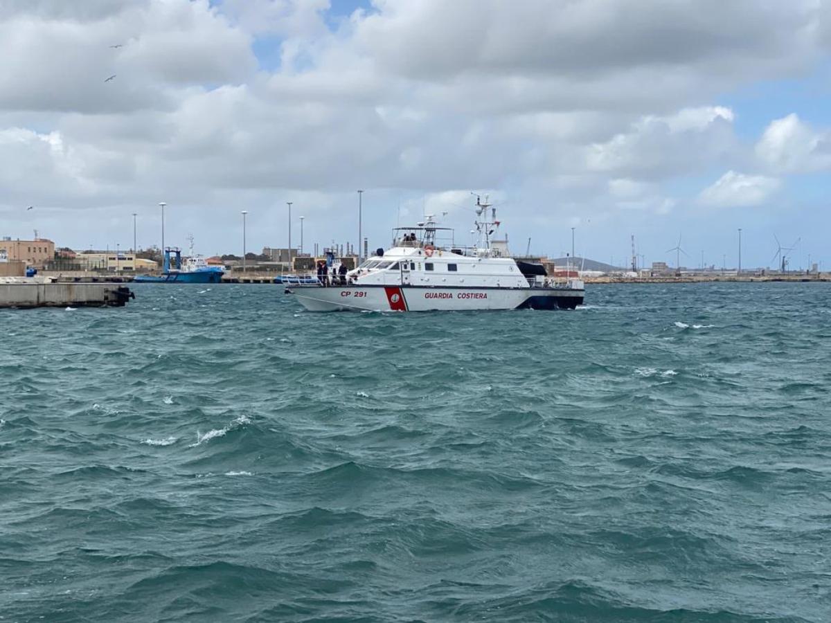 Trovato vivo uno dei due sub dispersi in mare in Sardegna