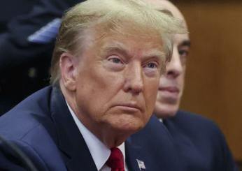 Trump, da Hitler alla pornostar, chiede il rinvio del processo Stormy Daniels