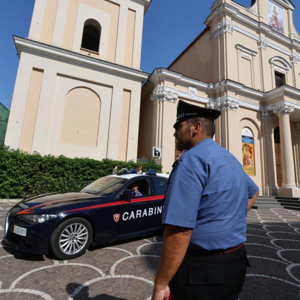 Chi è padre Andrea Melis, il prete arrestato per abusi sessuali su un minore a Genova: la Curia lo ha sospeso