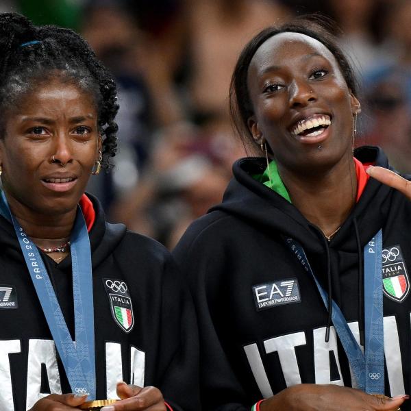 Oro pallavolo Italia alle Olimpiadi di Parigi 2024, i commenti contro Vannacci che aveva attaccato Paola Egonu: “Ma ora le chiederò l’autografo”