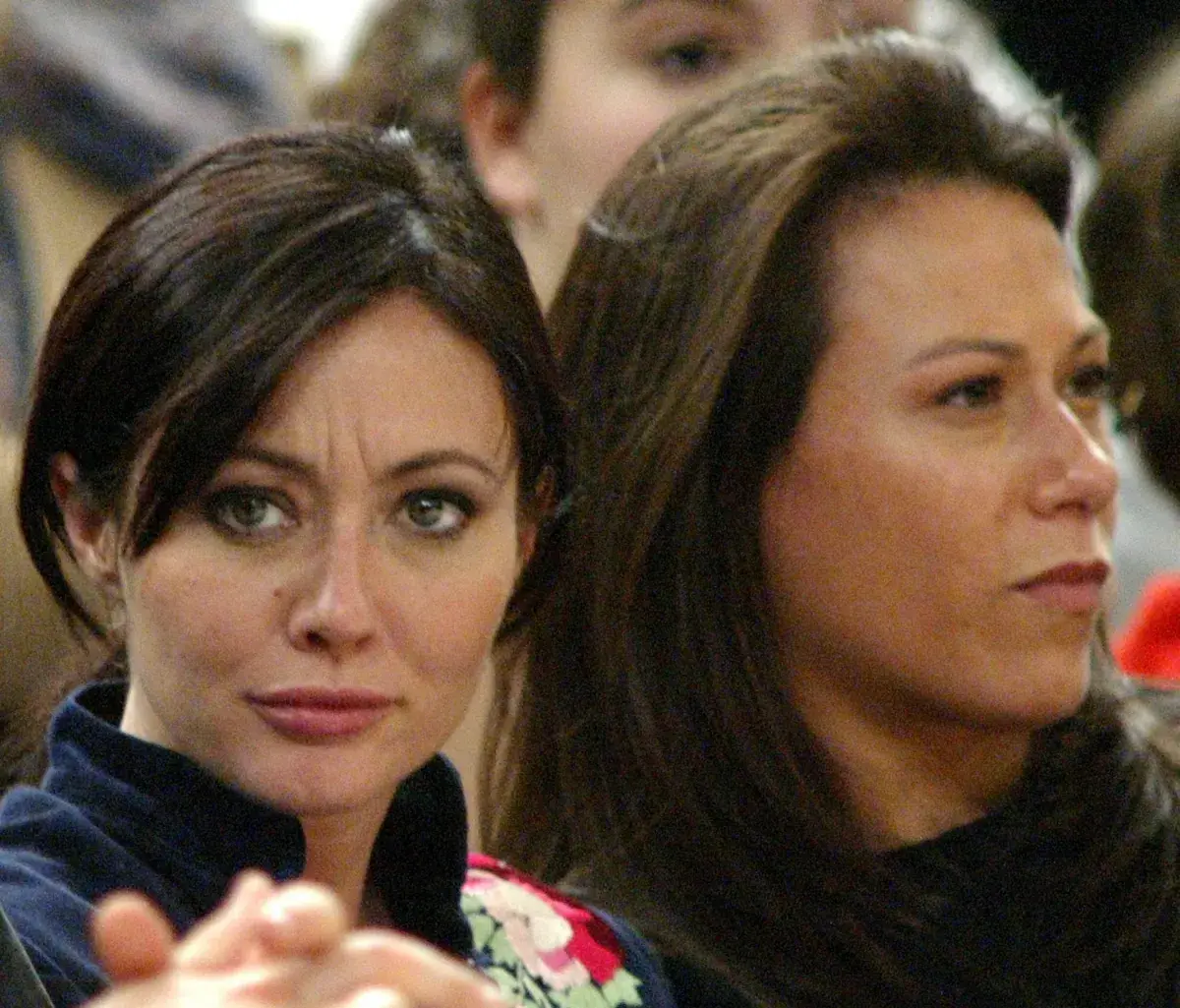 Shannen Doherty, terapia miracolosa? L’inatteso annuncio di speranza per l’ex Brenda di Beverly Hills