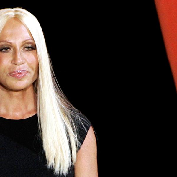 Donatella Versace, la regina della moda italiana compie 67 anni