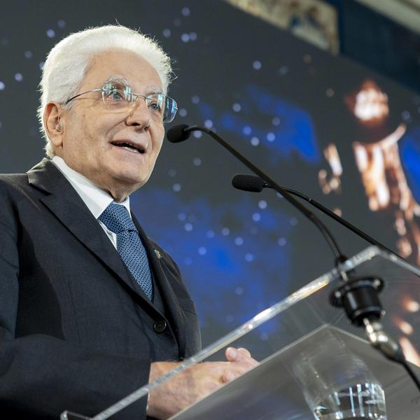 Sergio Mattarella: “La Costituzione riguarda tutti e va difesa. No alle microrevisioni”