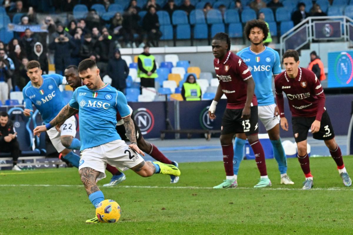 Gioia Napoli al 96′ con Rrahmani: 2-1 alla Salernitana. Cronaca e tabellino