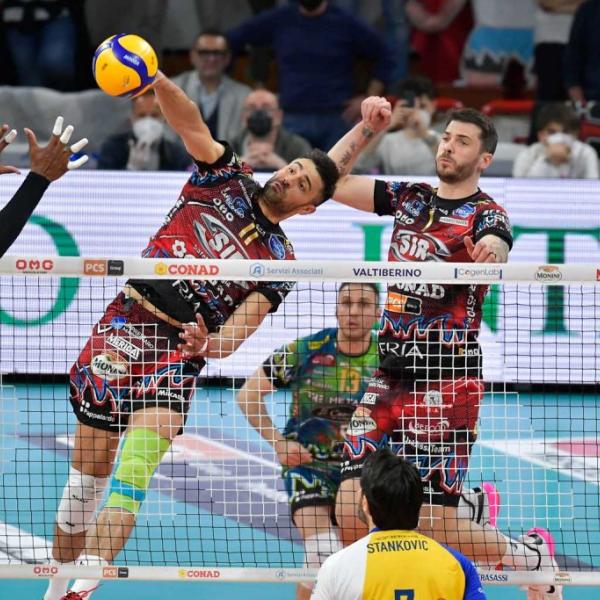 Volley, semifinali playoff. Vittorie esterne per Trento e Modena