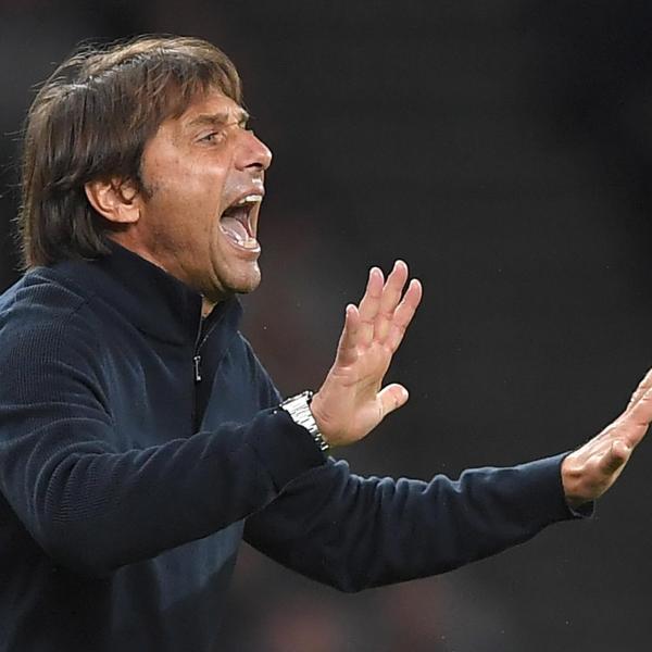 Chi è Antonio Conte, l’allenatore salentino del Tottenham?