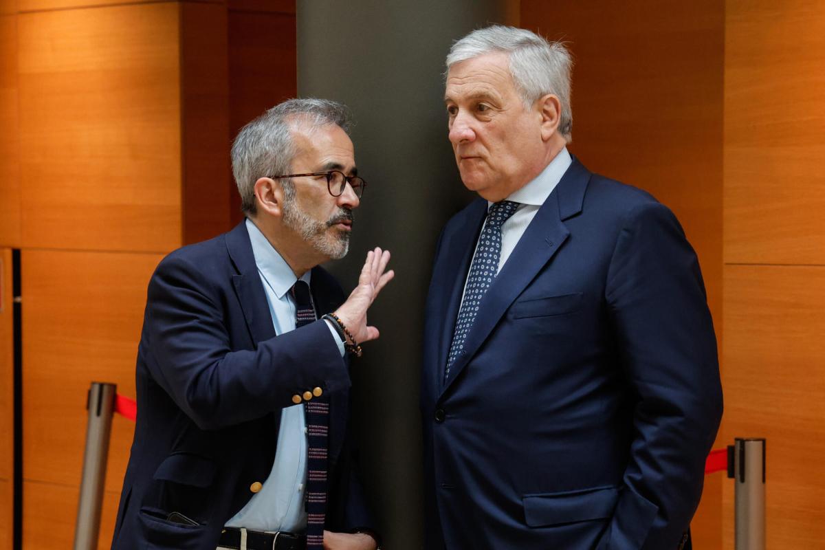 Nomine Ue, von der Leyen alla ricerca di una ‘stampella’ per la maggioranza. Meloni si rafforza con Ecr, l’affondo di Tajani: “Impossibile aprire ai Verdi”