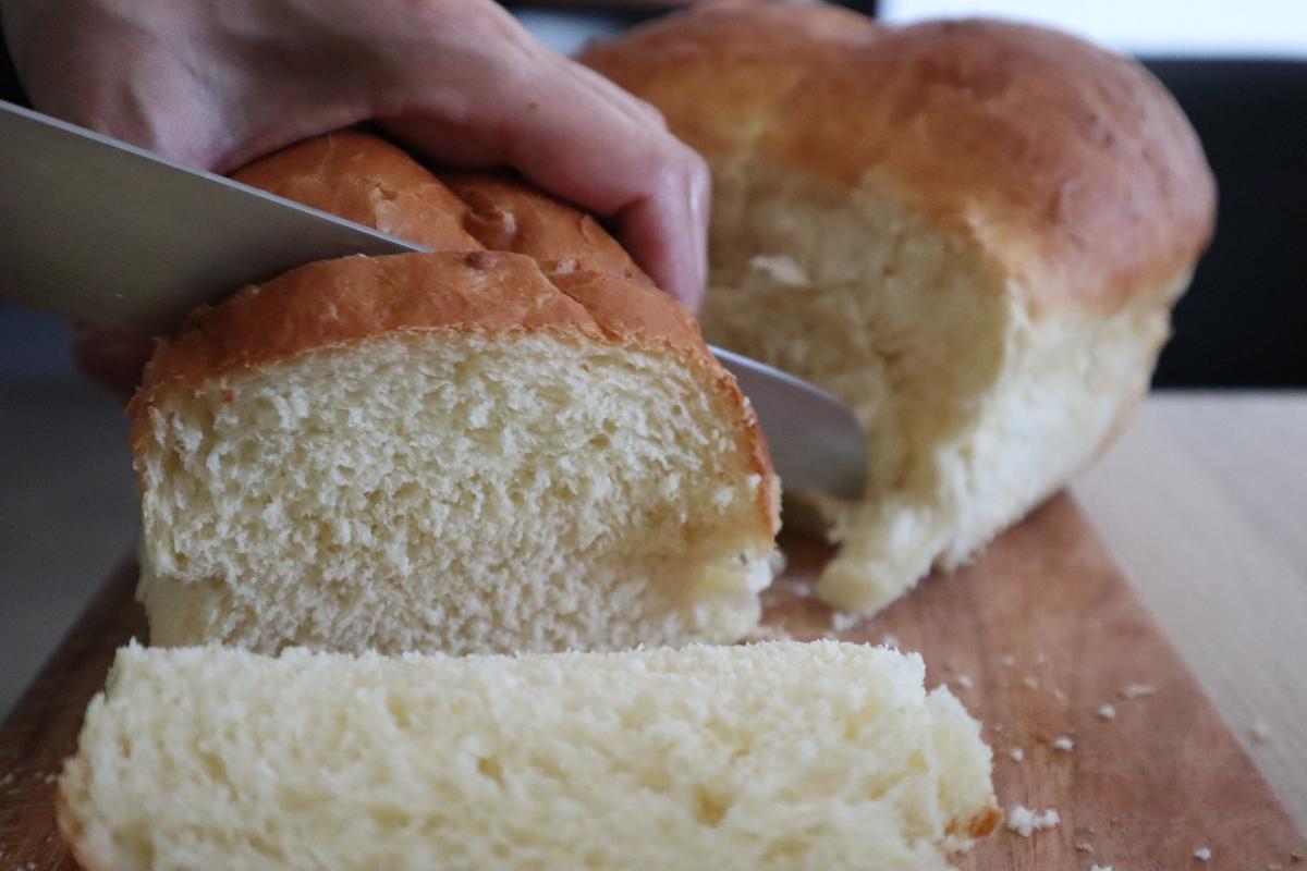 Come si fa lo Shokupan: ricetta del morbidissimo pane al latte giapponese