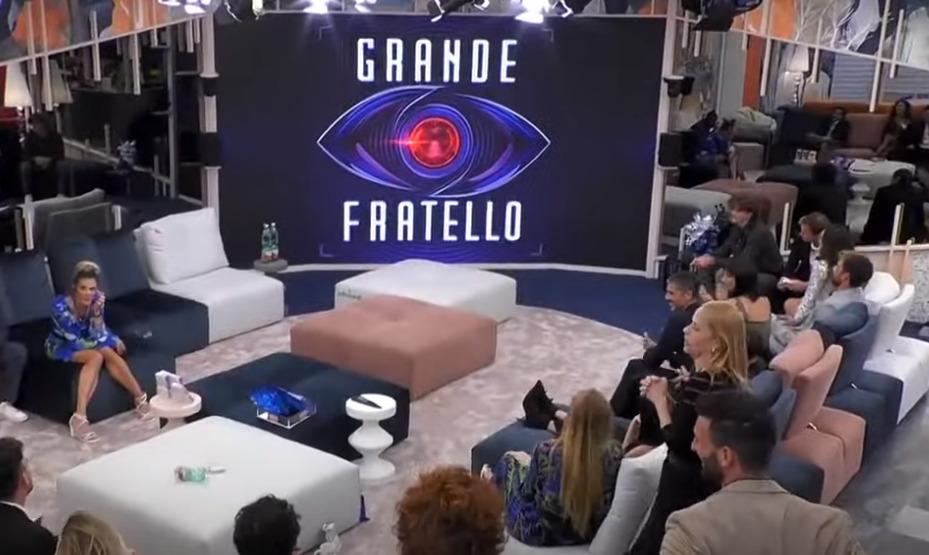 Grande Fratello, riassunto 19 ottobre 2023: cosa ha scritto Heidi nella sua lettera?