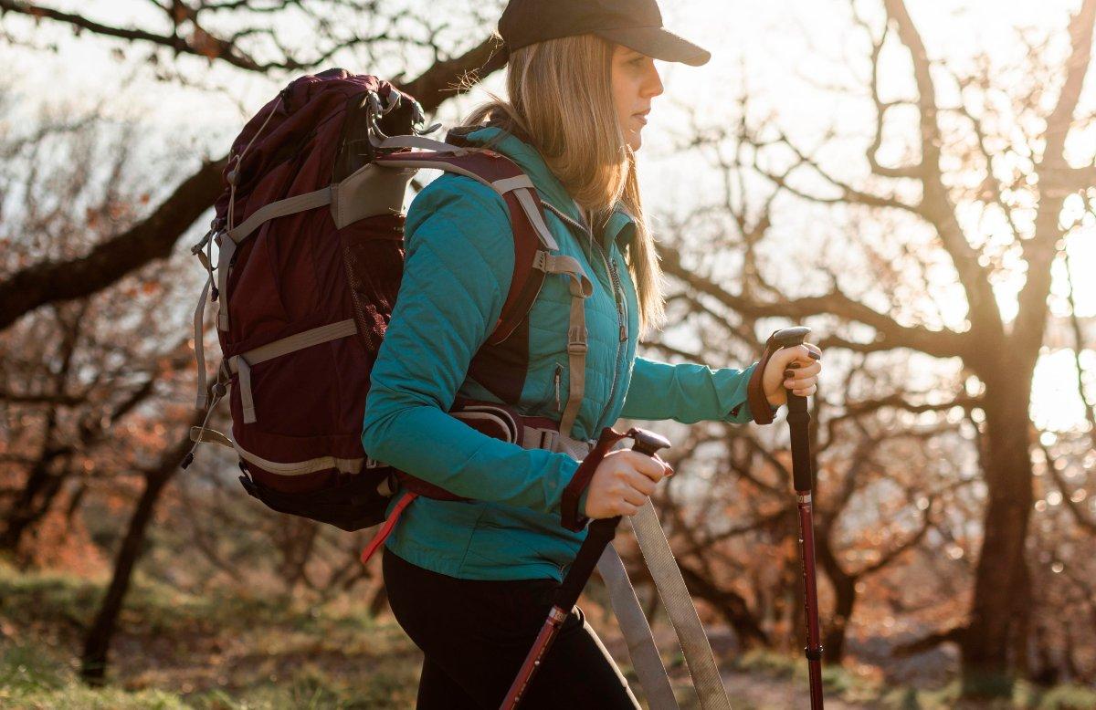 Quali sono i vantaggi del trekking e a chi è consigliato