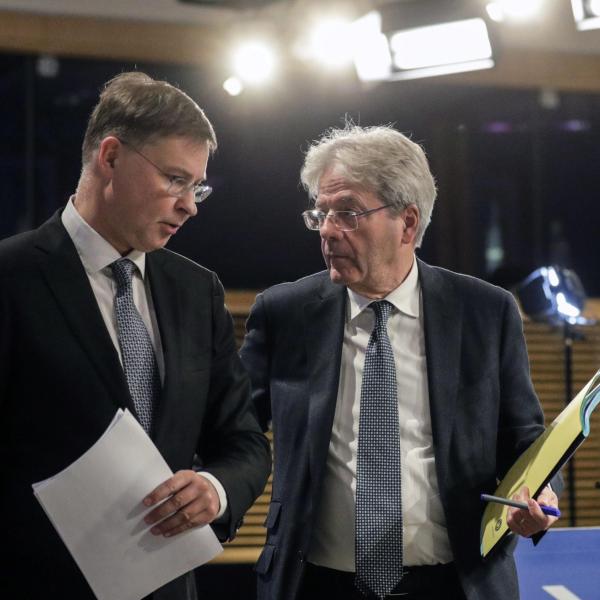 Pnrr, Dombrovskis: “Altri 50 miliardi per i Piani nazionali entro l’anno”