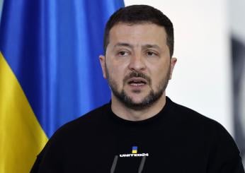 Zelensky alla Conferenza per la ricostruzione dell’Ucraina: “Per la nostra e le generazioni future”