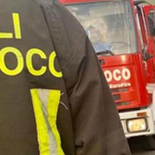 Aumenti stipendi forze armate, polizia e vigili del fuoco in arrivo quasi 200 euro in più in busta paga da nuovo contratto 2022-2024