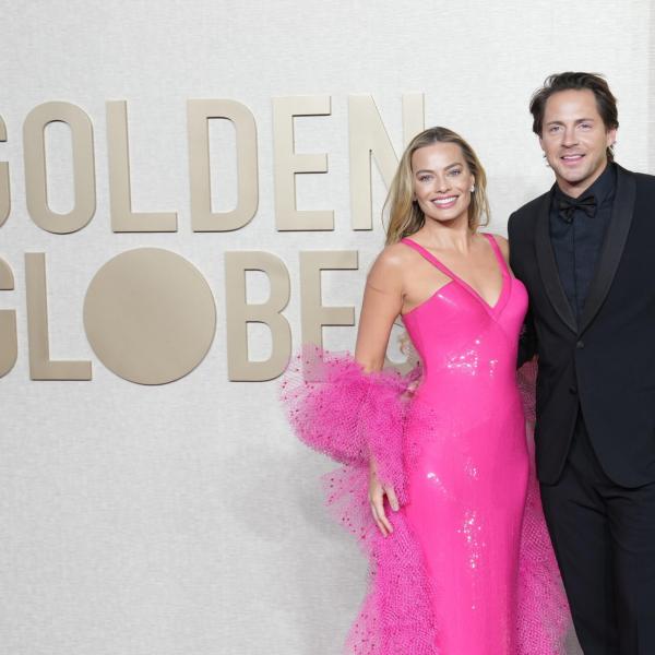 Chi è Tom Ackerley? Età, figli, casa di produzione e film del marito di Margot Robbie. È produttore di pellicole di successo come “Barbie” 