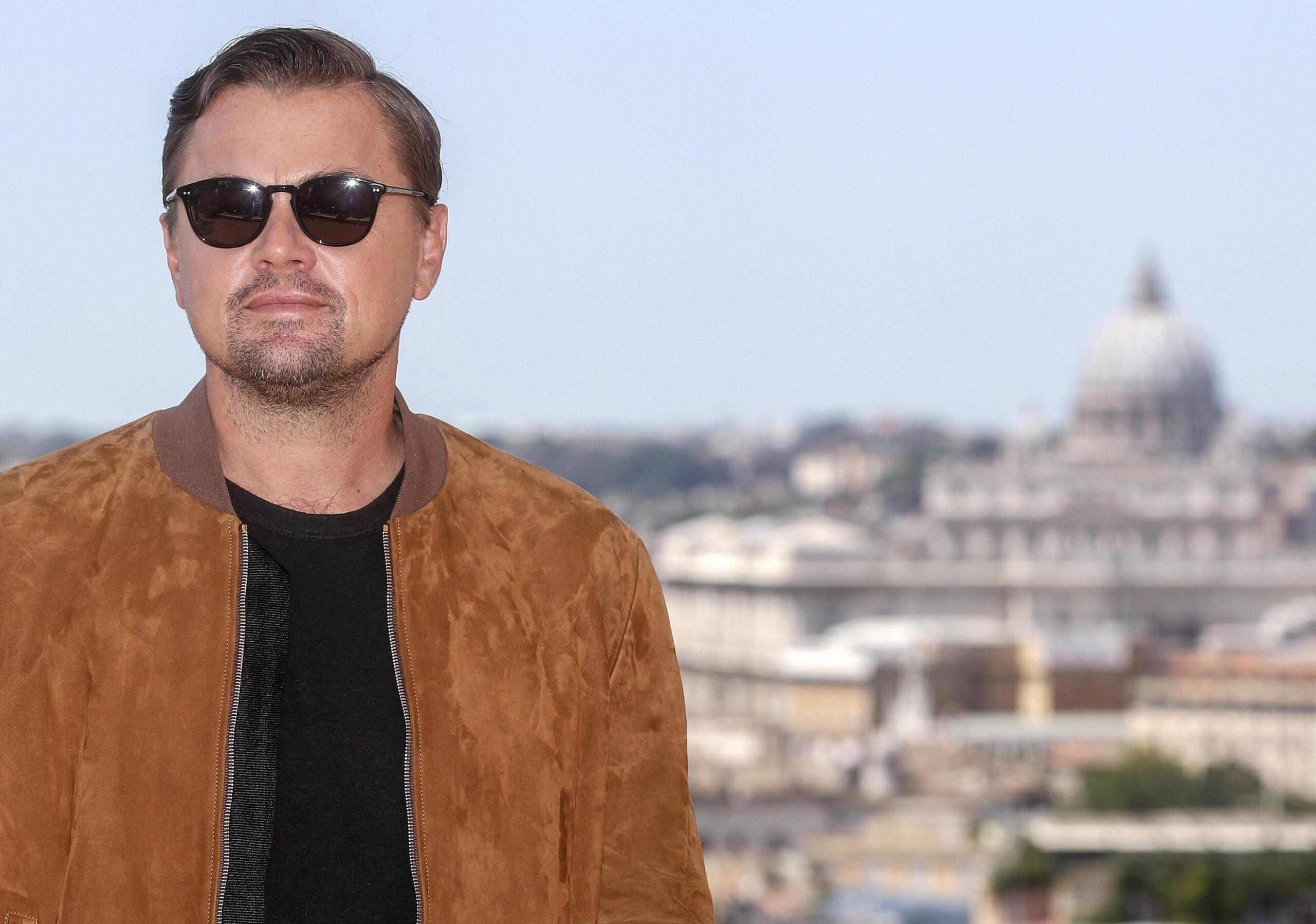 Leonardo Di Caprio, 50 anni in grande stile: chi c’era alla mega-festa