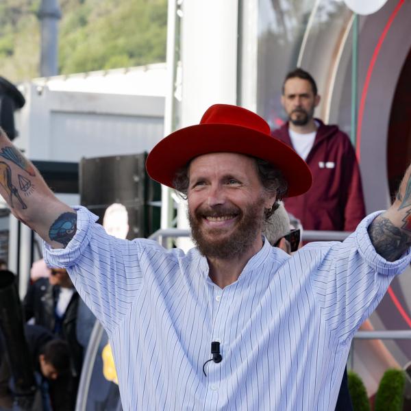 Palajova 2025, Jovanotti torna in live dopo l’incidente: date, biglietti, prezzi e scaletta del tour nei palazzetti