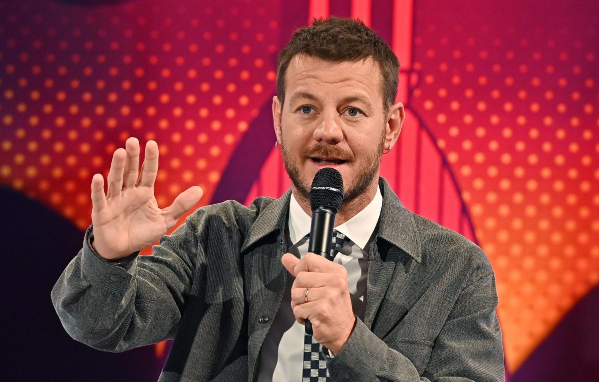 Alessandro Cattelan: età, moglie, figli, calciatore e biografia del conduttore