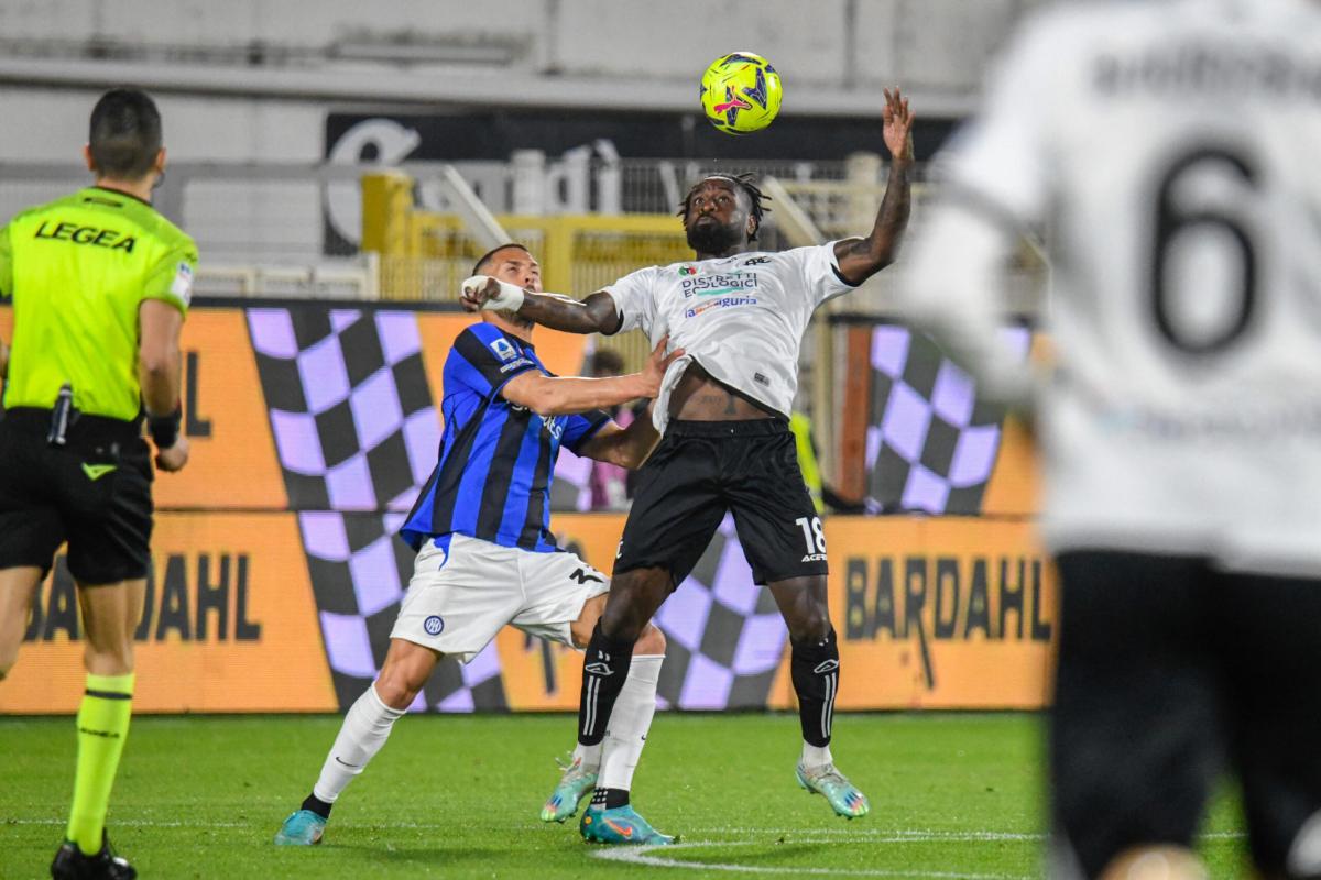 Spezia-Inter 2-1: i nerazzurri dominano, ma i tre punti vanno alla …