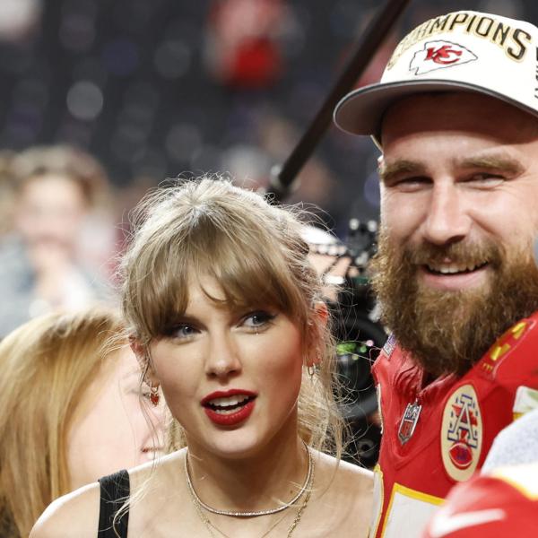 Taylor Swift e Travis Kelce stanno ancora insieme? Svelato il mistero dei documenti sulla “rottura programmata”