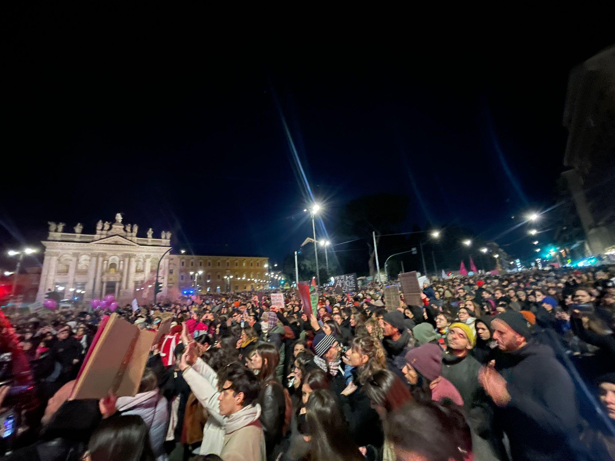 manifestazione roma 25 novembre