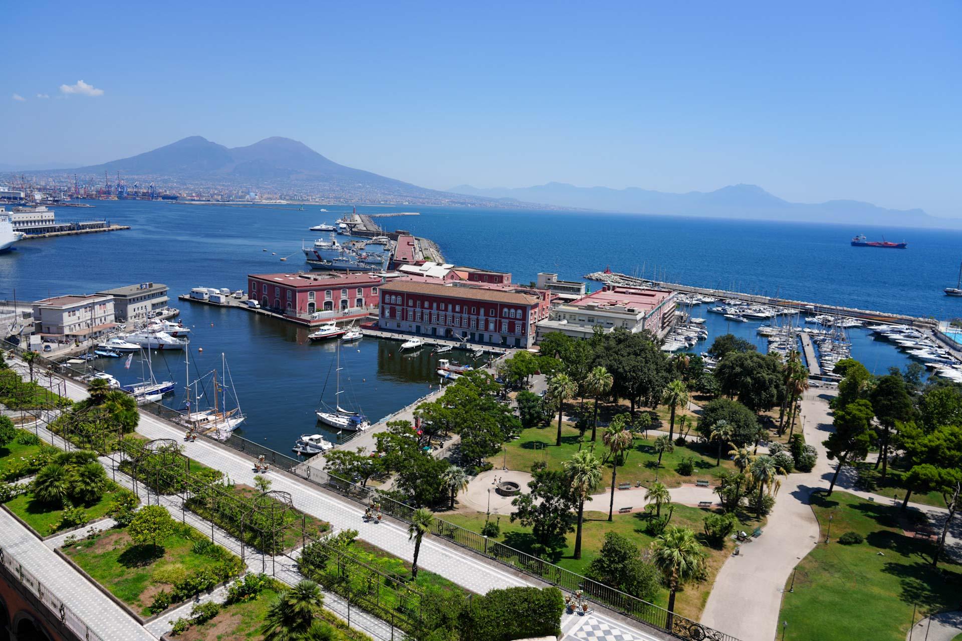 Palazzo Reale di Napoli, aperti il Museo della Fabbrica e il Belvedere: le nuove meraviglie da esplorare | FOTO