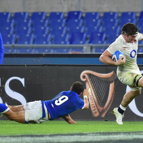 Rugby, Sei Nazioni: l’Italia cede 37-10 a Parigi contro la Francia