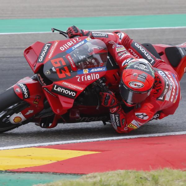 Moto GP, l’ex campione iridato Casey Stoner contro la Ducati: “Con …