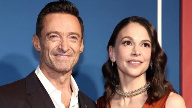 Chi è la nuova compagna di Hugh Jackman, Sutton Foster e che lavoro fa