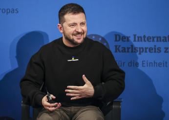 G7, tutto pronto per il video collegamento di Zelensky. Il presidente ucraino sarà a Hiroshima domenica