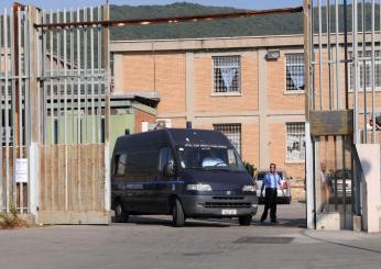 Salerno, sgominata banda criminale che operava dal carcere: droga e cellulari tra i detenuti