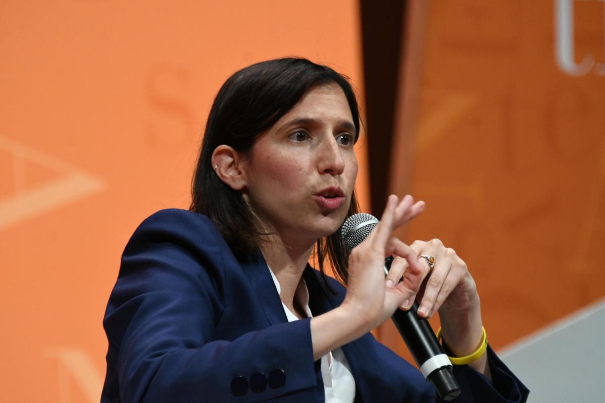 Pd, Elly Schlein boccia Tarquinio sulla Nato e il Pd si spacca