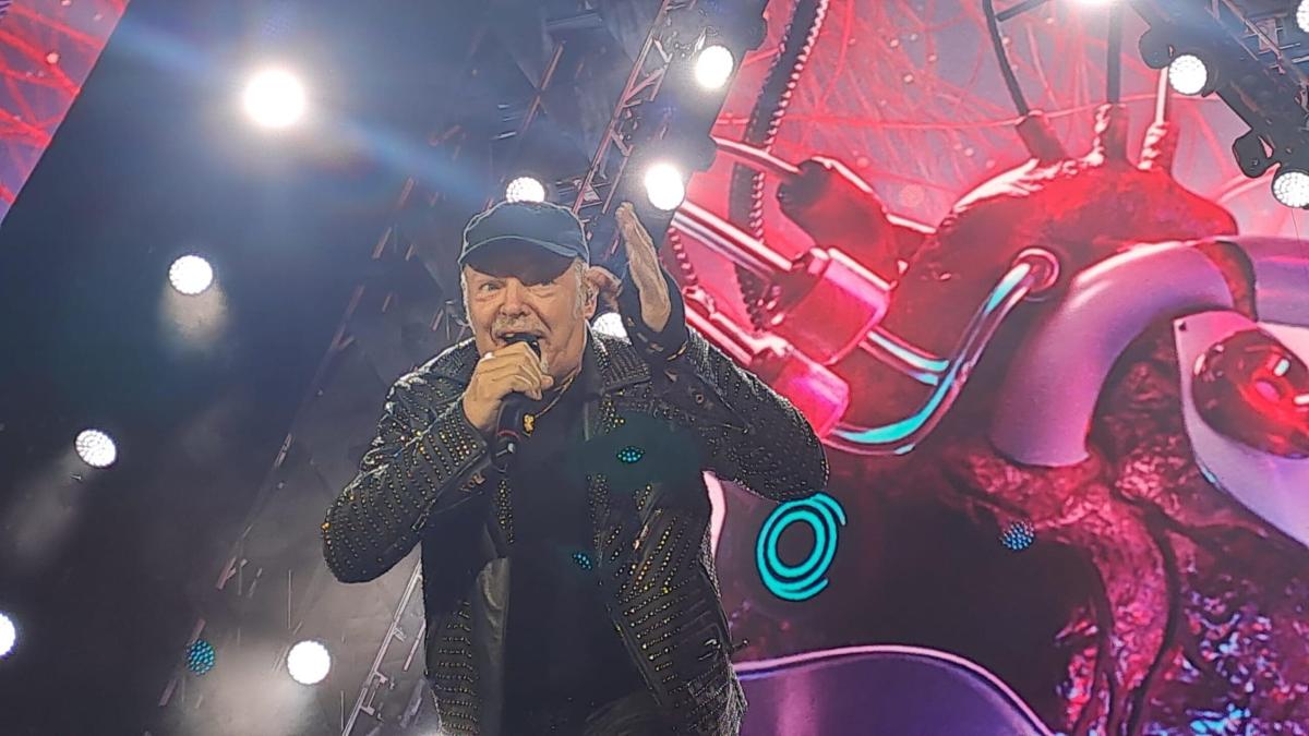 Vasco Rossi, “Albachiara” compie 45 anni: come nasce la canzone icona del Blasco