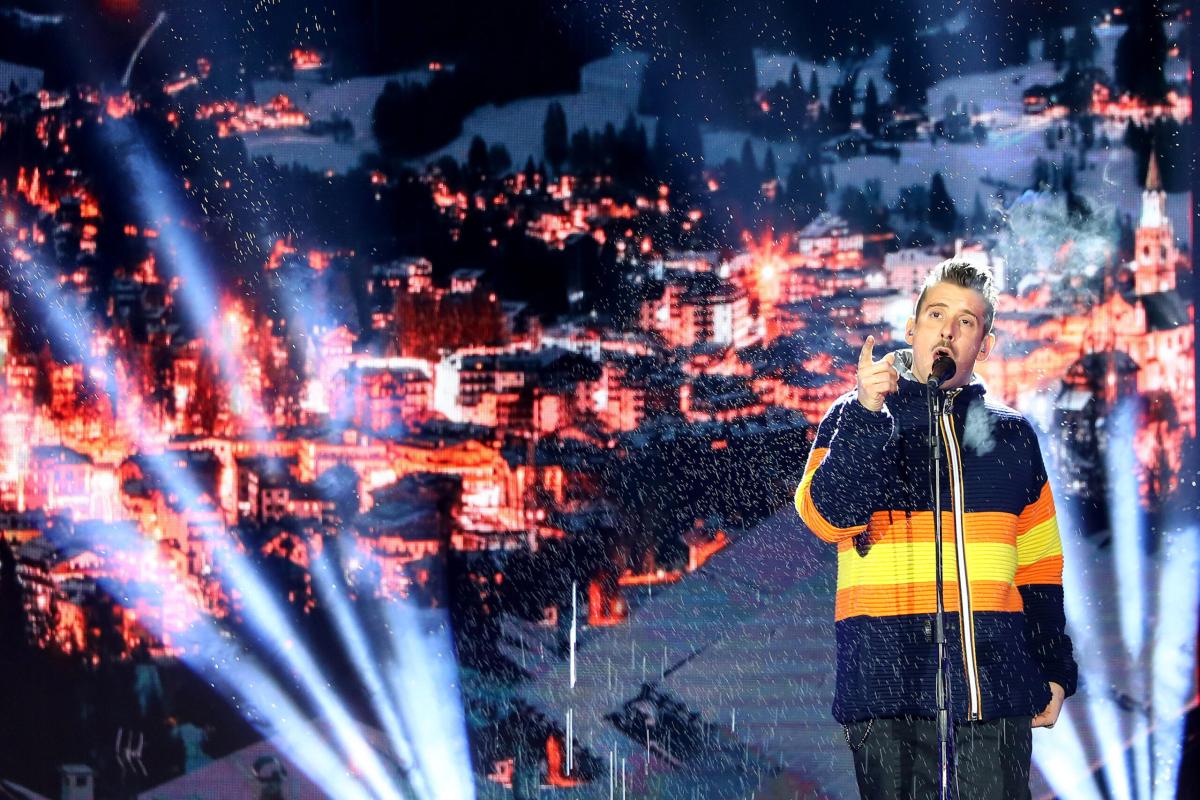 Ci vuole un fiore: sospeso lo show di Francesco Gabbani? Tutta la v…