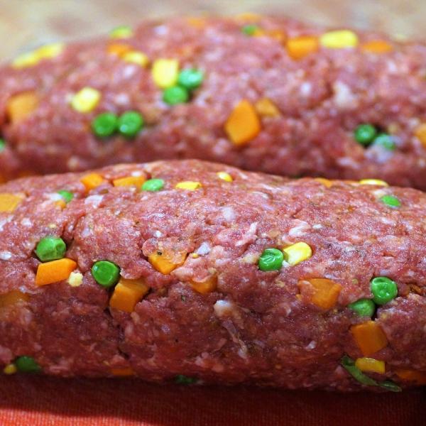 Fantasia in cucina con il polpettone ripieno!