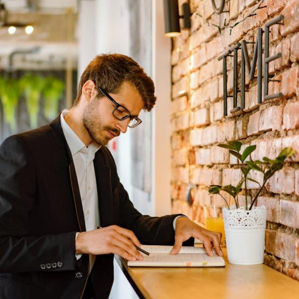 Quanti giorni prima va comunicato il licenziamento? Termini del preavviso e quando è obbligatorio