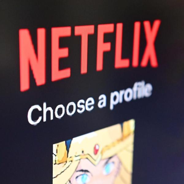 Netflix blocco condivisione account da quando? E cosa si intende per nucleo domestico?